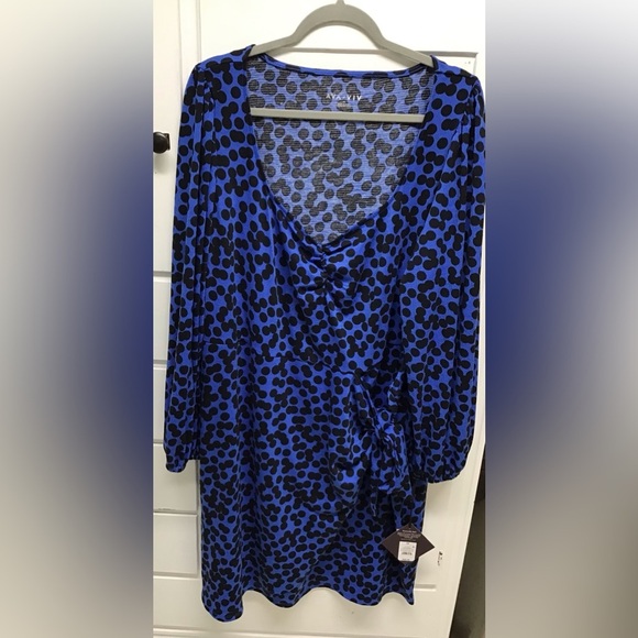 Ava & Viv Blue Dot 2x Faux Wrap Dress - Picture 6 of 8